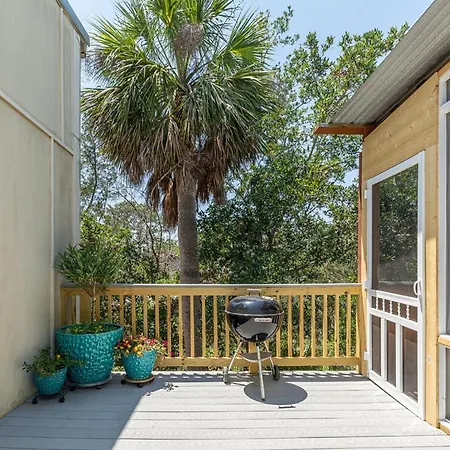 Treetop Cottage-2